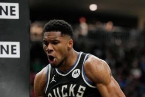 开云-字母哥在公牛比赛中赛事规则更新，回归赛场引发热议！的简单介绍